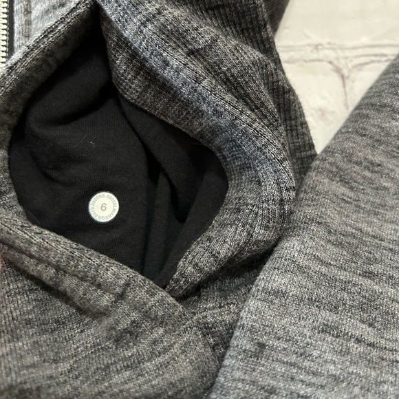Lululemon Radiant Jacket II Heathered Core Dark Grey 6 Small Cotton Fleece Zip - Picture 7 of 11